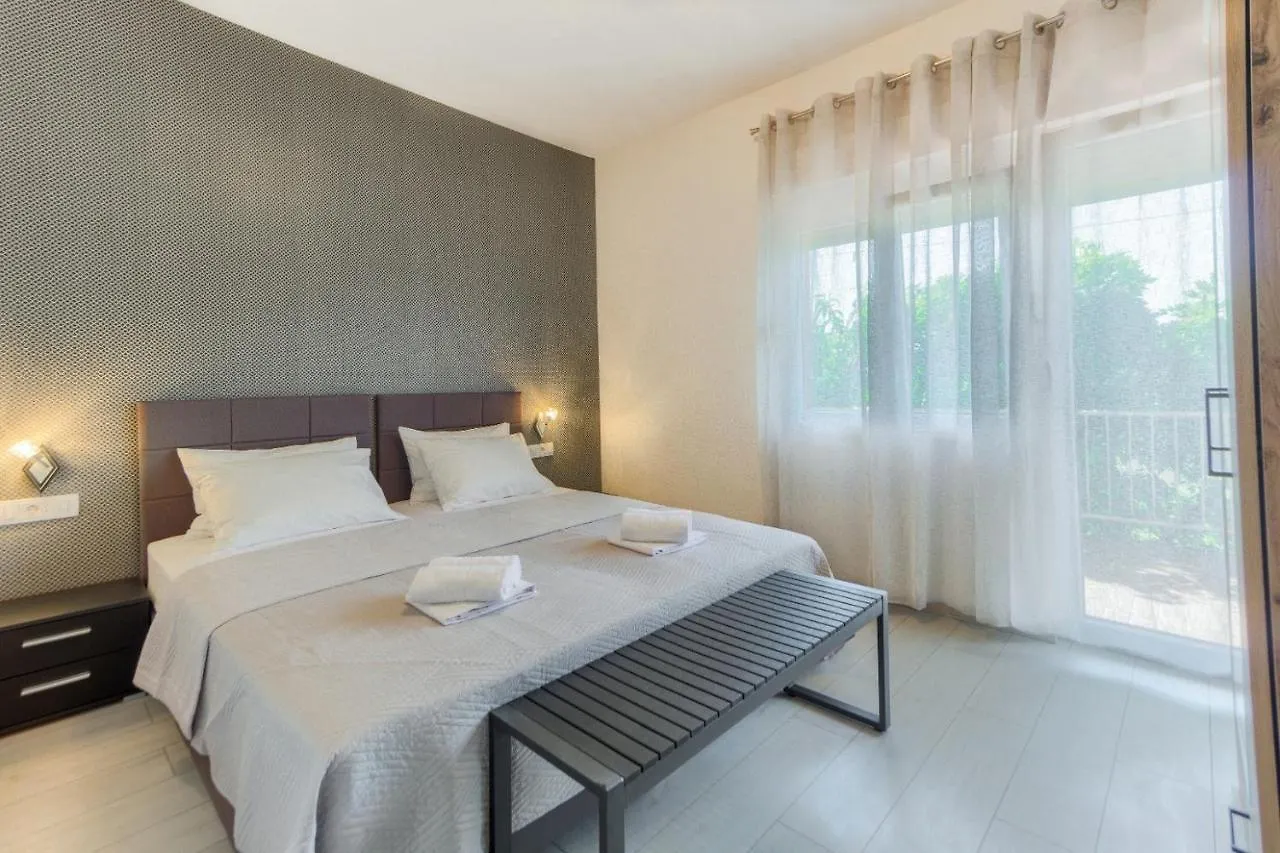 Castle Bay Apartment Kastela