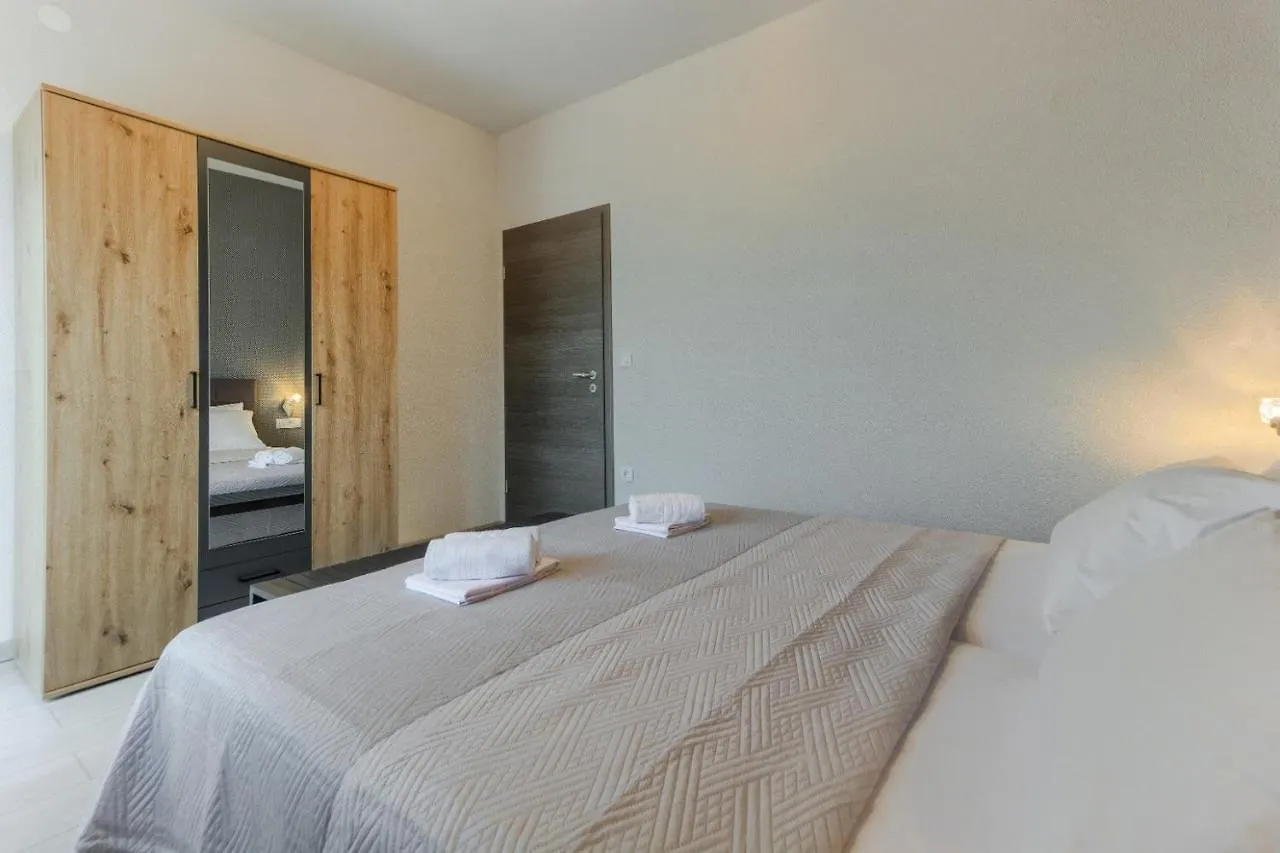 Castle Bay Apartment Kastela